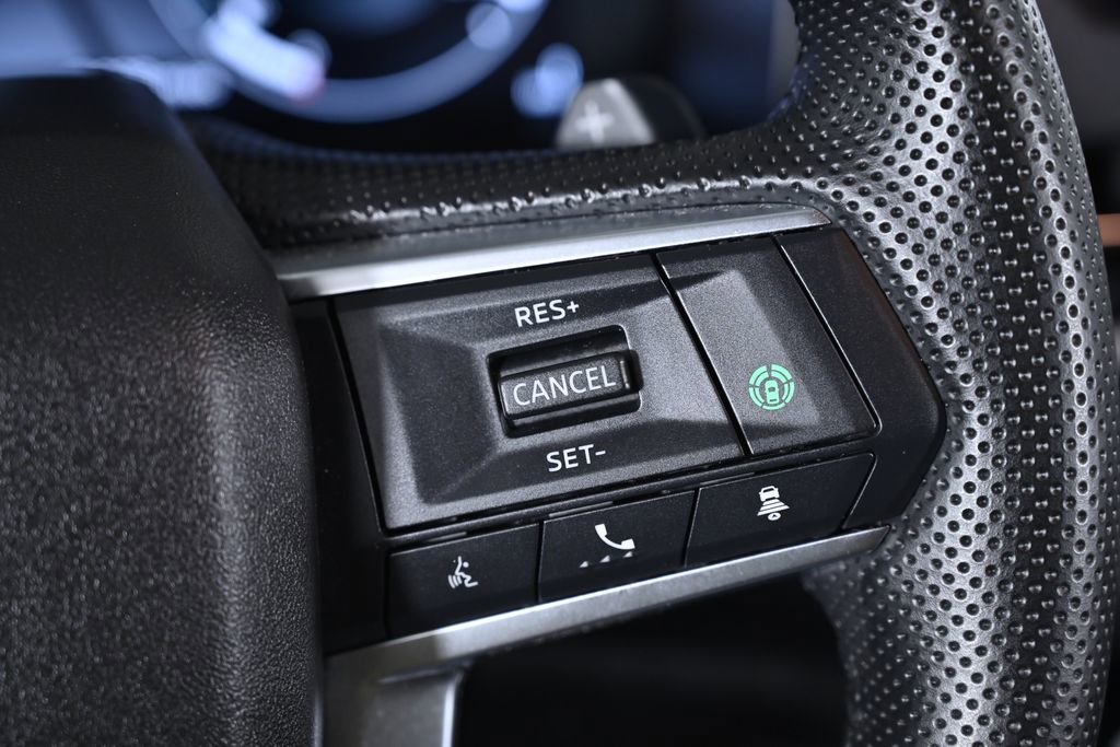 Used 2024 Mitsubishi Outlander SEL image 15