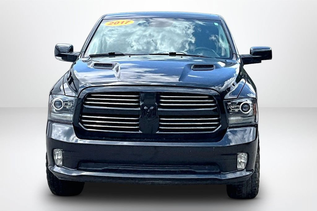 Used 2017 RAM 1500 Sport w/ Black Ram 1500 Sport Group AWD/4WD image 2