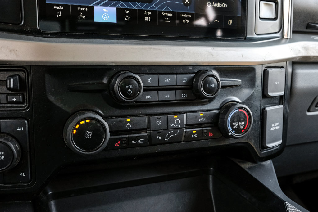 Used 2023 Ford F250 XLT w/ Black Appearance Package AWD/4WD image 22