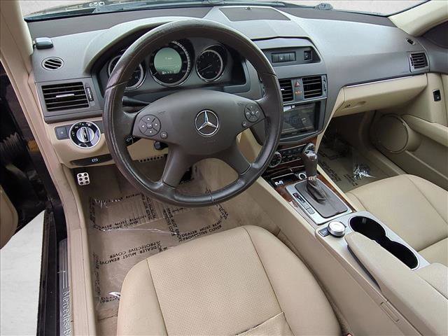 Used 2011 Mercedes-Benz C 300 Sport image 10