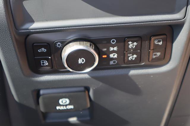 New 2025 Ford F150 XLT w/ Equipment Group 302A MID image 15