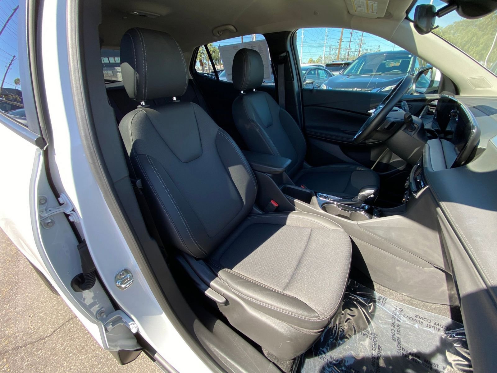 Used 2025 Buick Encore GX Preferred FWD image 35