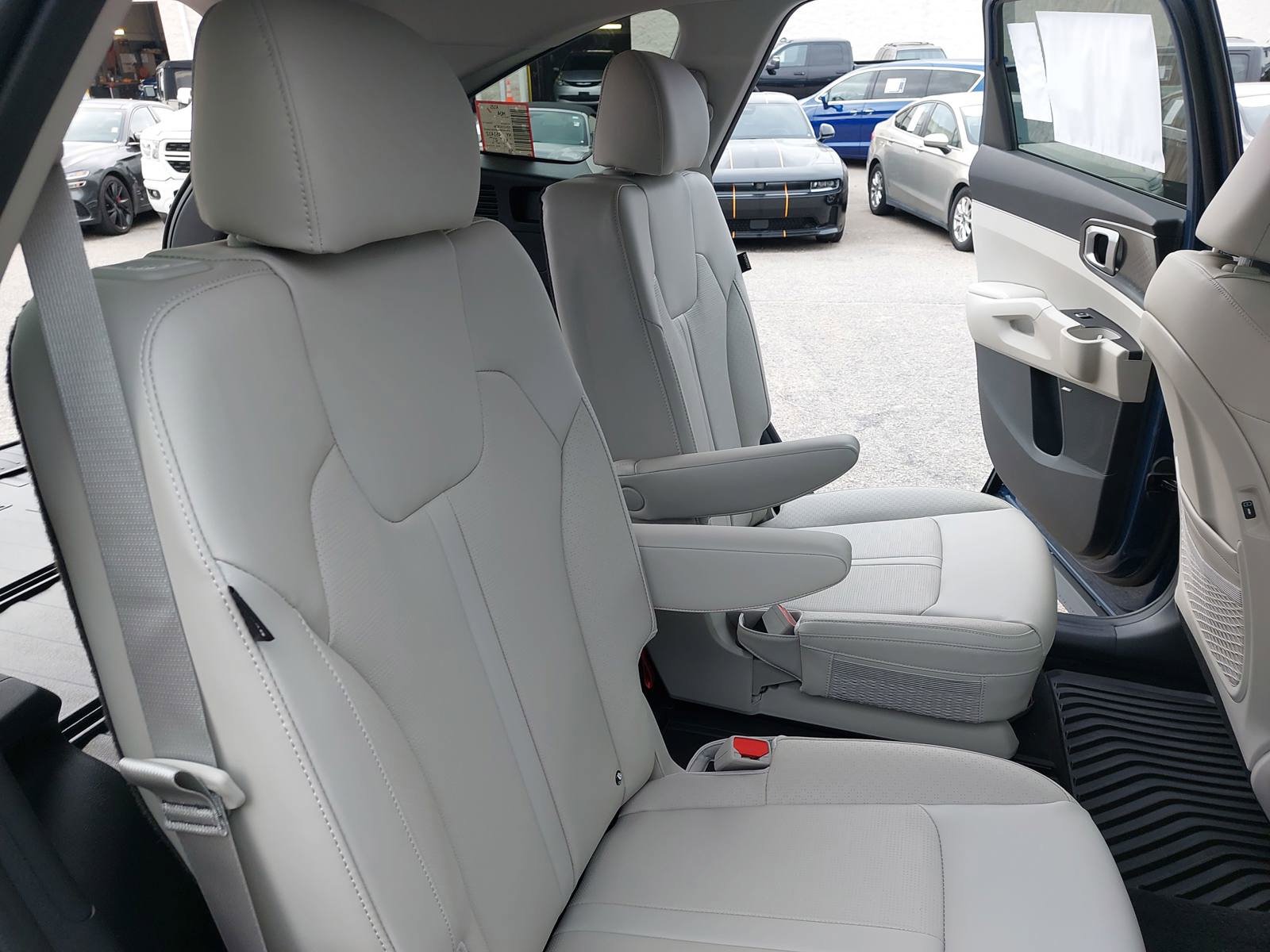 New 2026 Kia Sorento EX FWD image 11