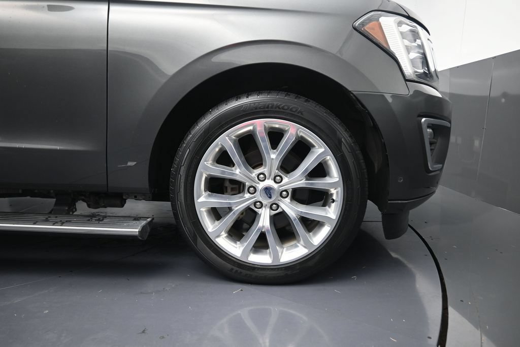 Used 2019 Ford Expedition Limited w/ Equipment Group 302A RWD image 6