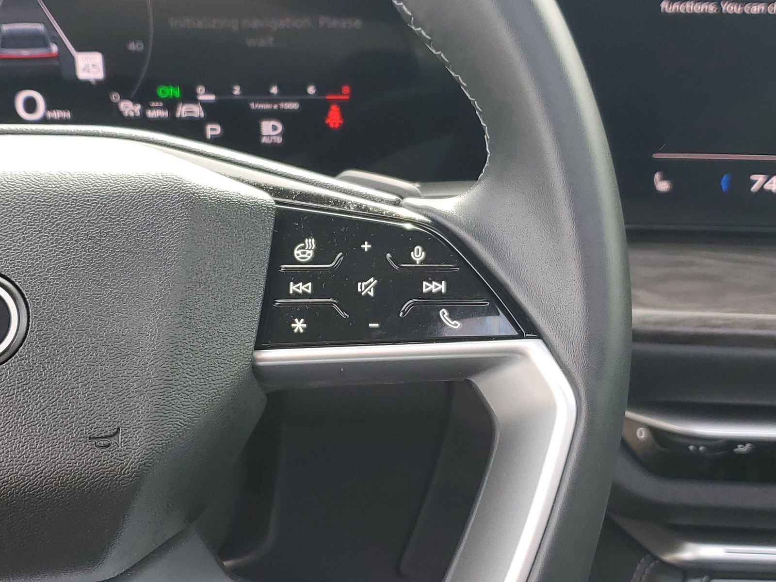 Used 2025 Audi Q5 Premium w/ Convenience Package image 25