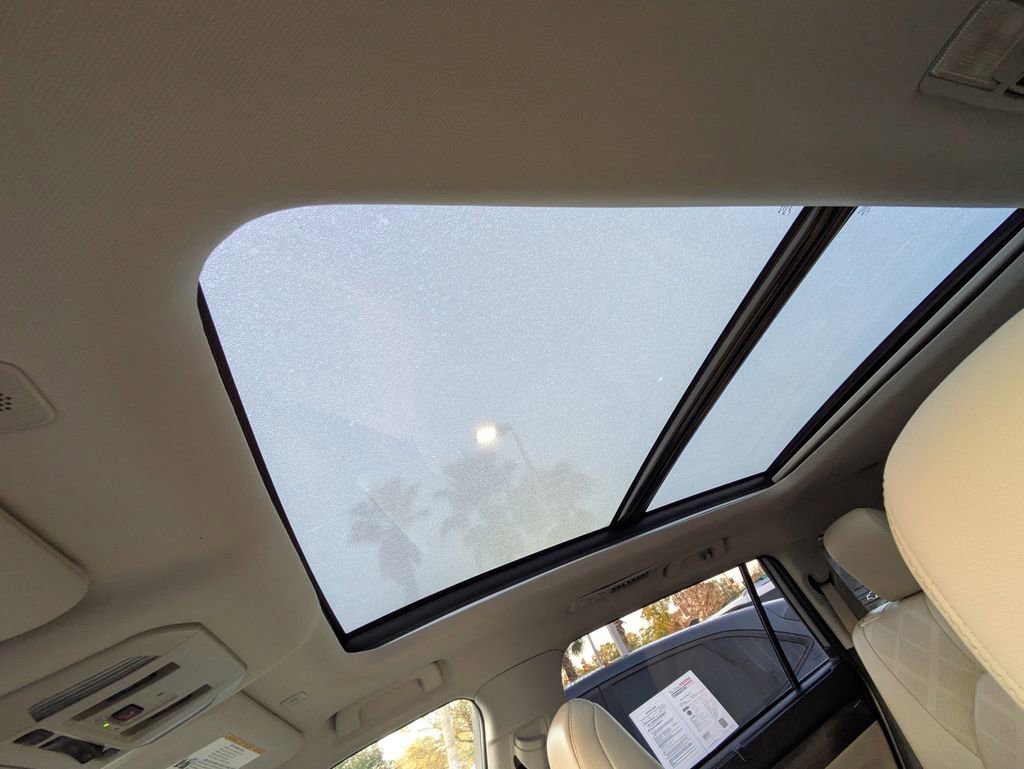 Used 2024 Toyota Highlander Platinum image 22