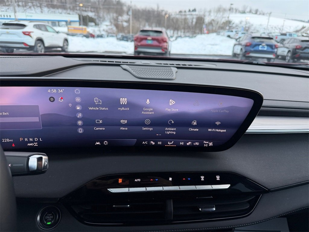 Certified 2025 Buick Enclave Preferred image 17