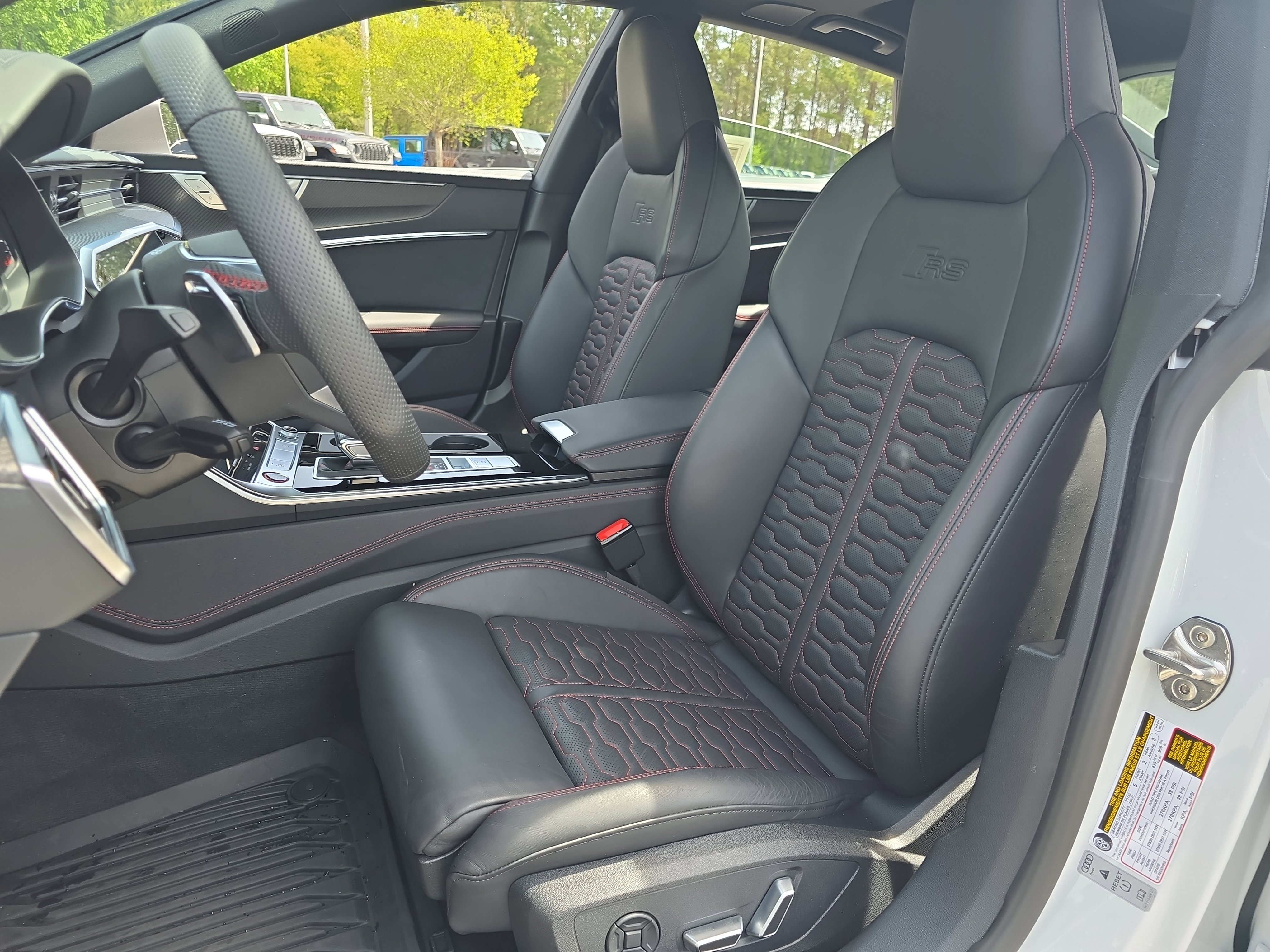 Used 2025 Audi RS 7 Performance AWD/4WD image 15