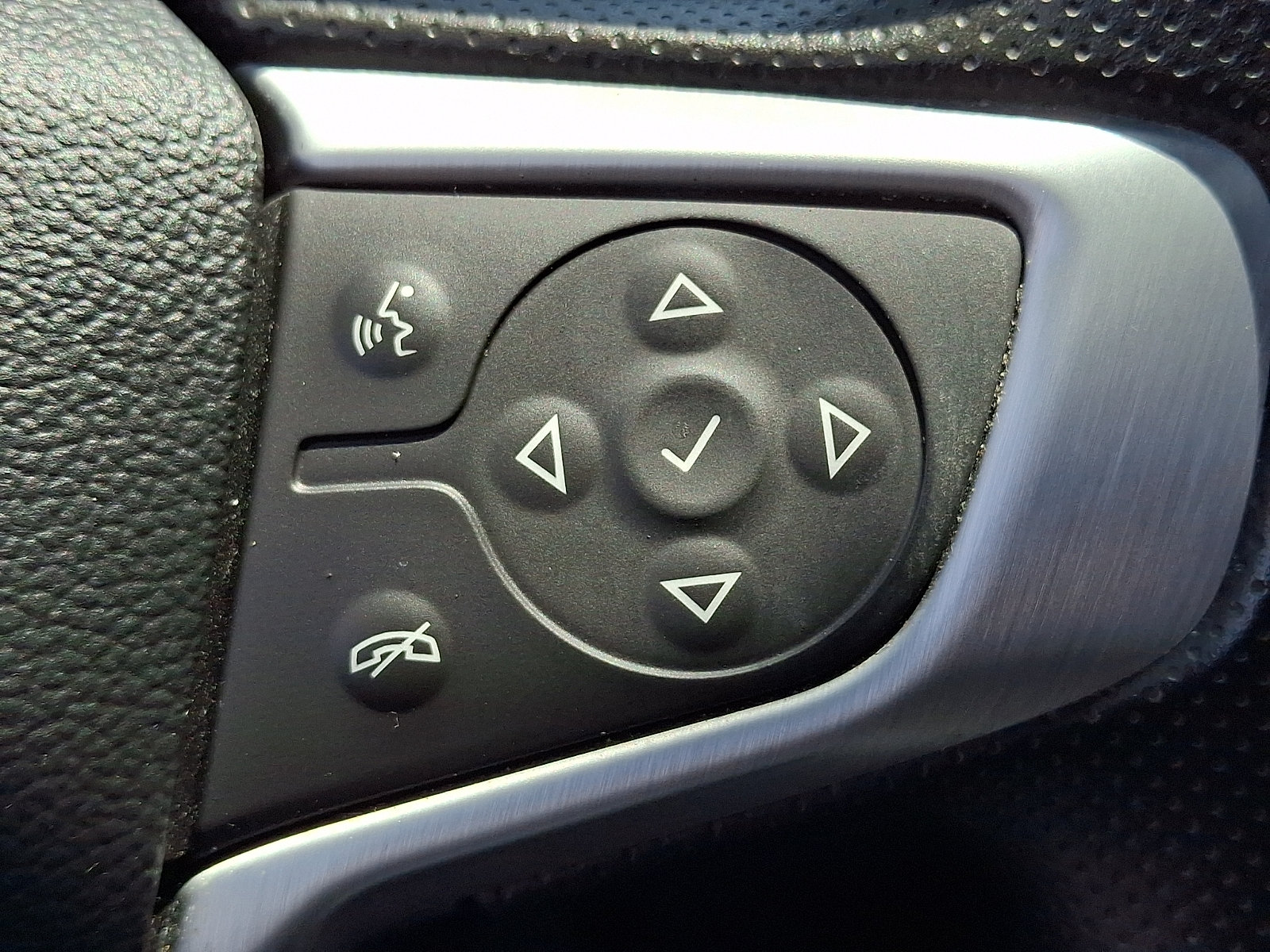 Used 2023 GMC Acadia SLE w/ Driver Convenience Package AWD/4WD image 25