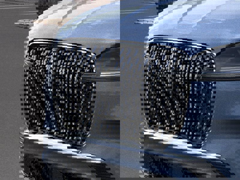 New 2026 Lincoln Aviator AWD image 17