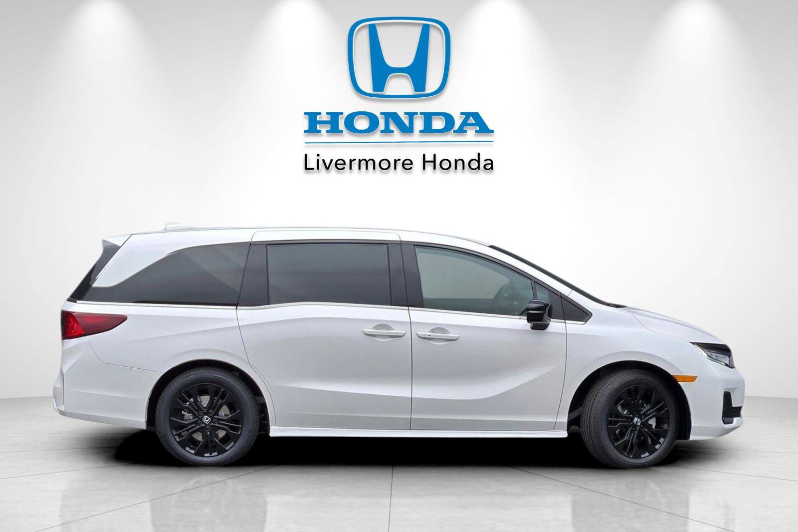New 2026 Honda Odyssey Sport-L image 5