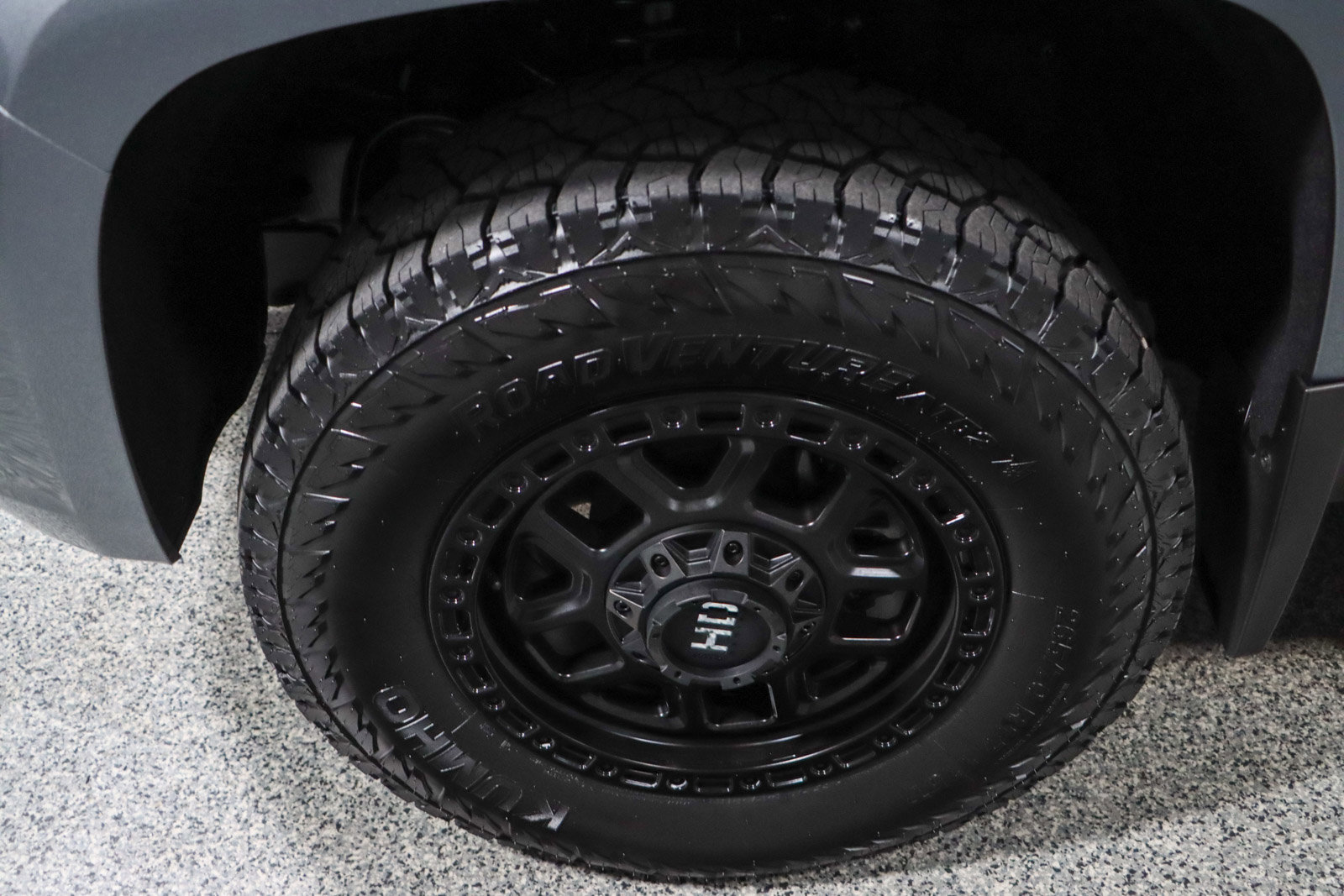 Used 2022 Chevrolet Colorado LT image 11