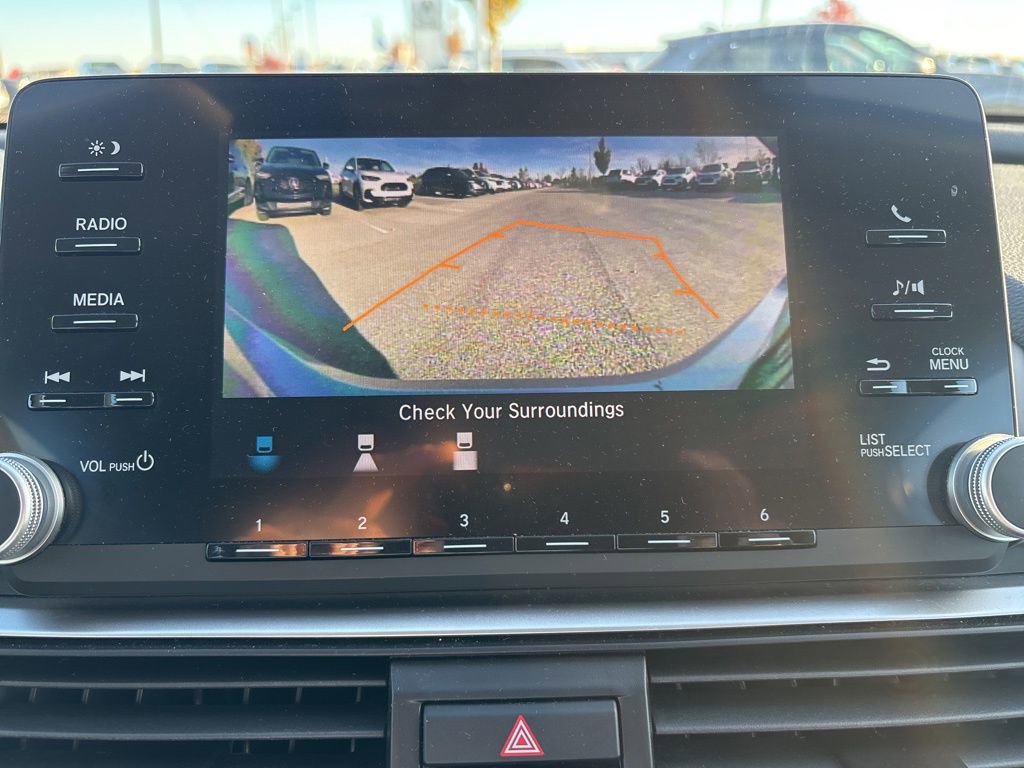 Used 2018 Honda Accord LX image 18
