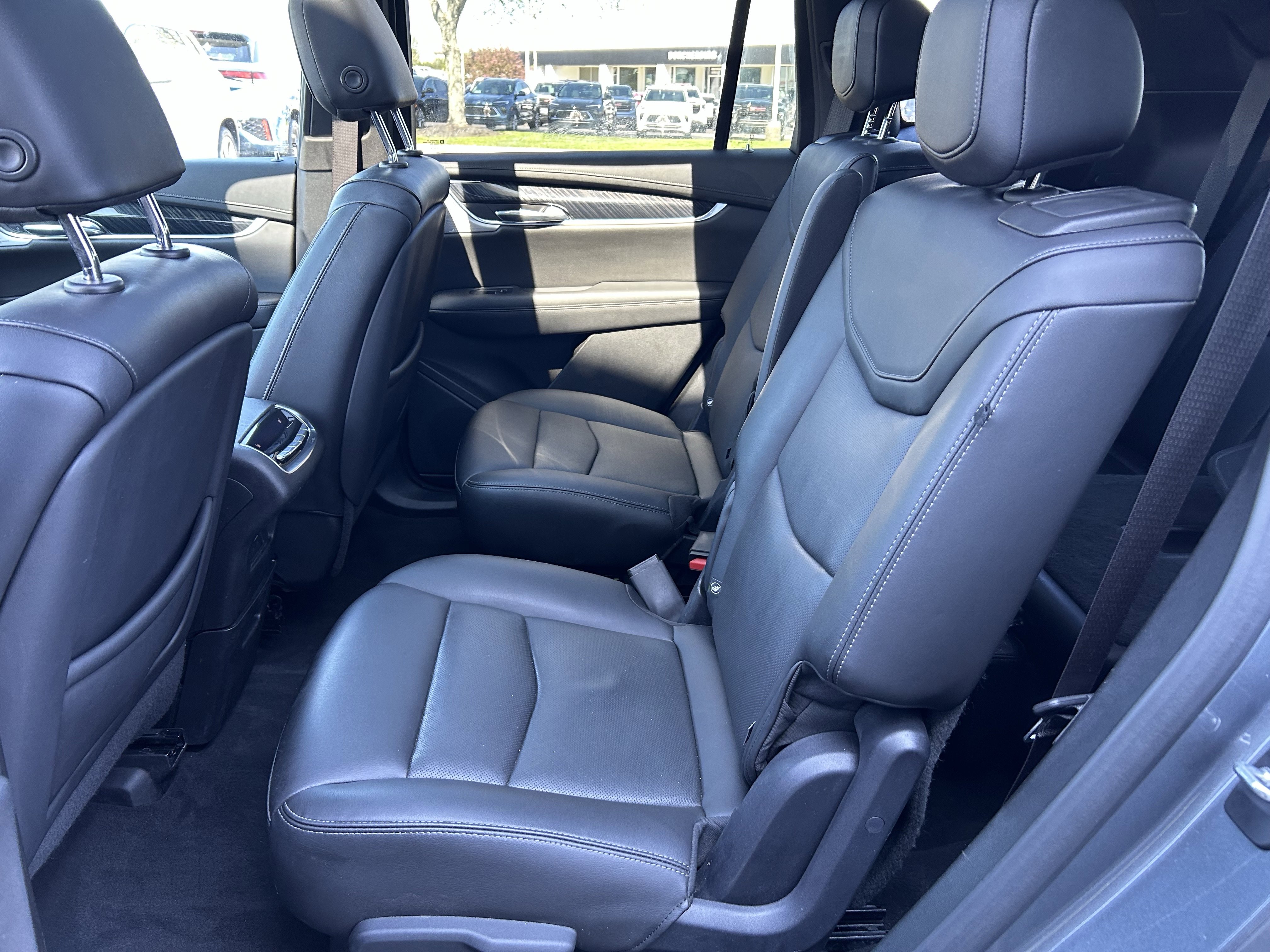 Used 2021 Cadillac XT6 Premium Luxury image 25