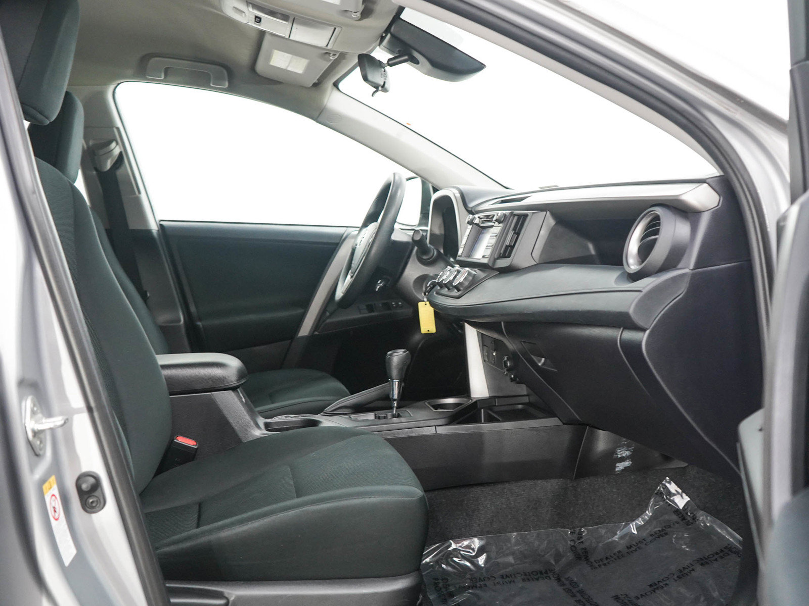 Used 2018 Toyota RAV4 LE w/ All Weather Liner Package AWD/4WD image 11