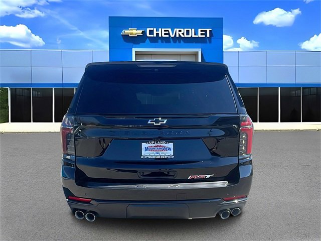 New 2026 Chevrolet Suburban RST image 4