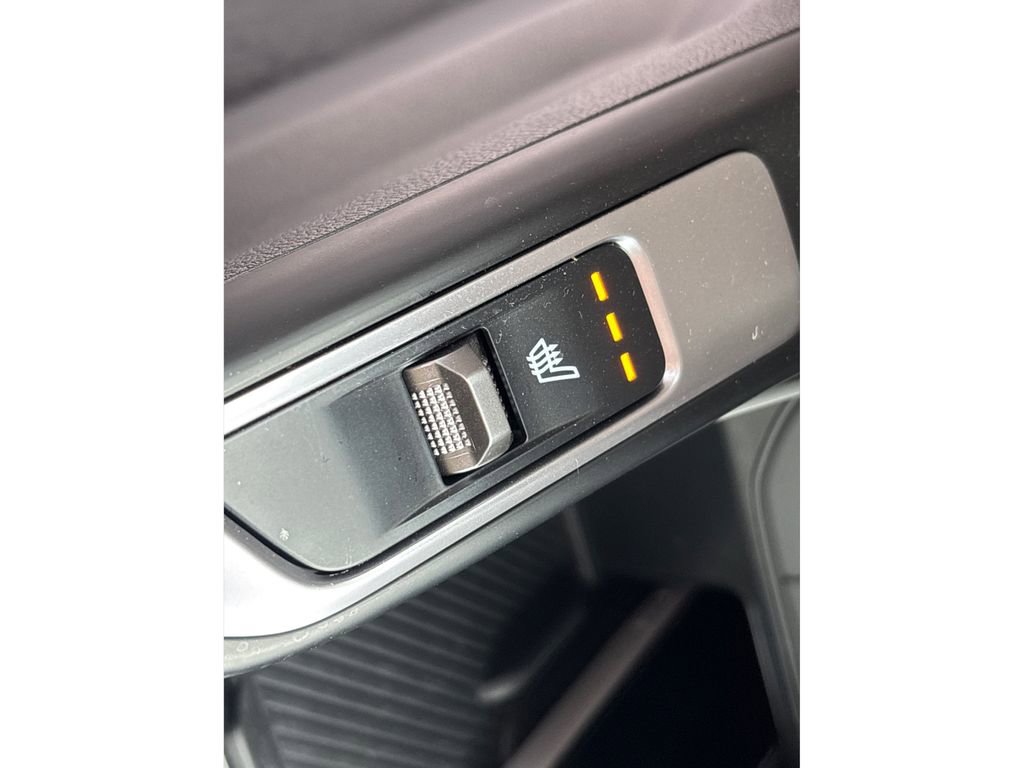 Certified 2025 Kia Sorento S w/ Panoramic Sunroof Package image 24