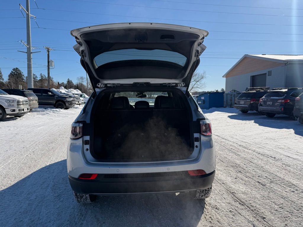 Used 2024 Jeep Compass Limited image 24