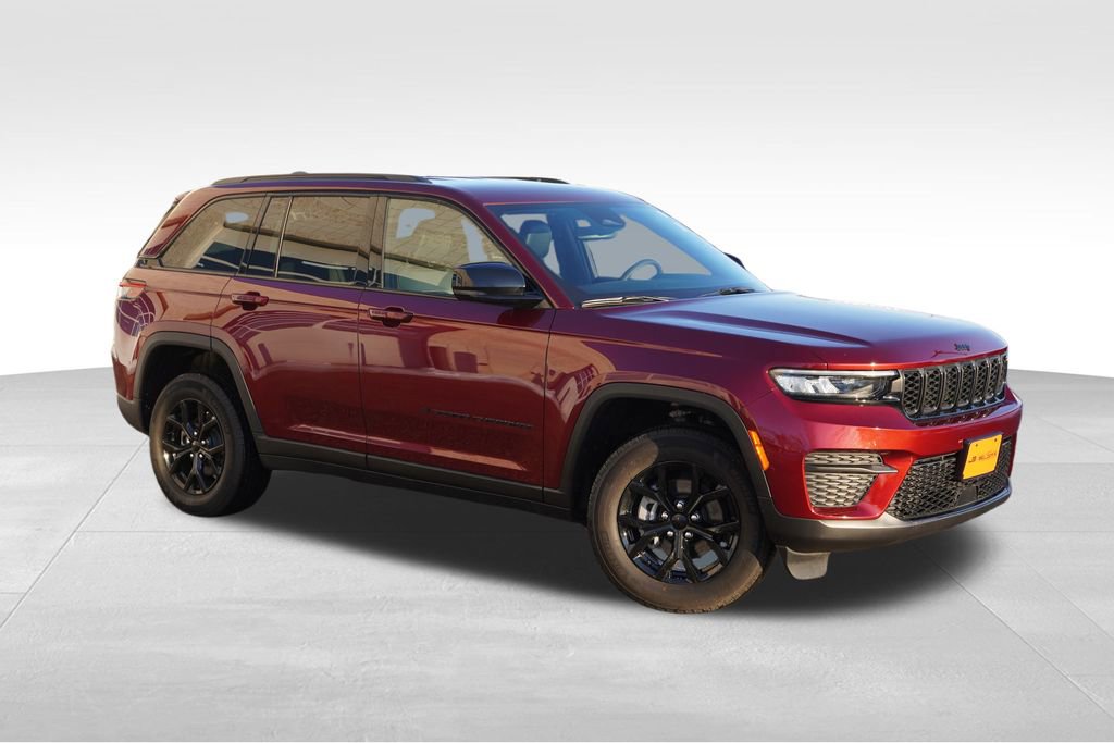 Certified 2025 Jeep Grand Cherokee Altitude image 2