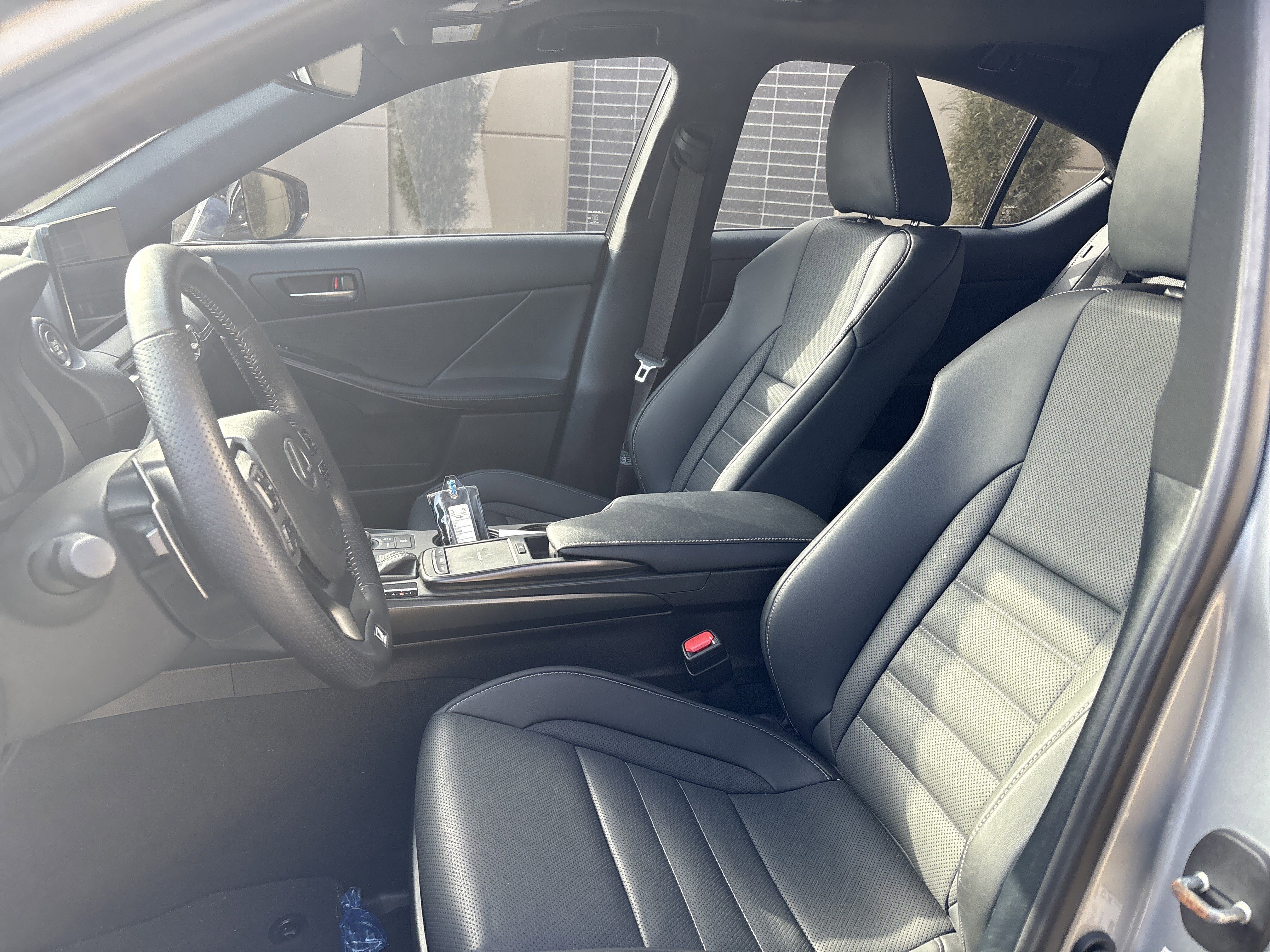 Used 2022 Lexus IS 350 F Sport image 16