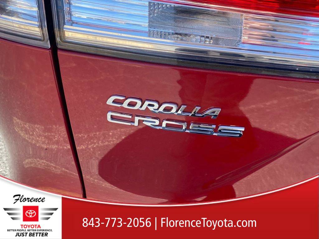Used 2022 Toyota Corolla Cross LE image 14
