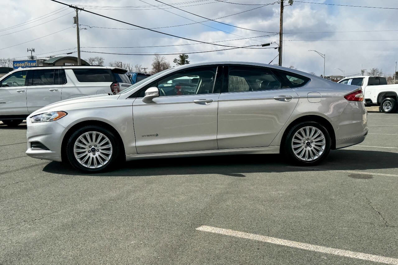 Used 2015 Ford Fusion SE image 7