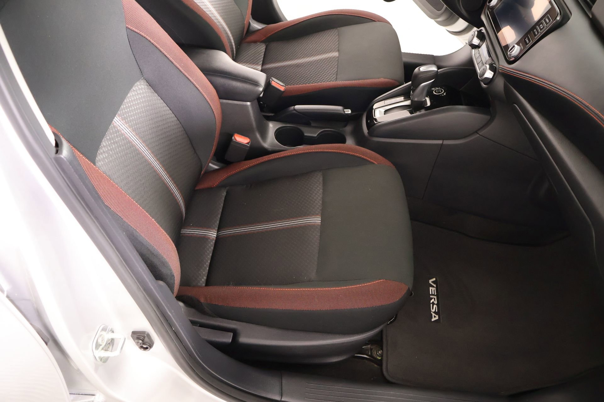 Used 2025 Nissan Versa SR w/ Trunk Package FWD image 13