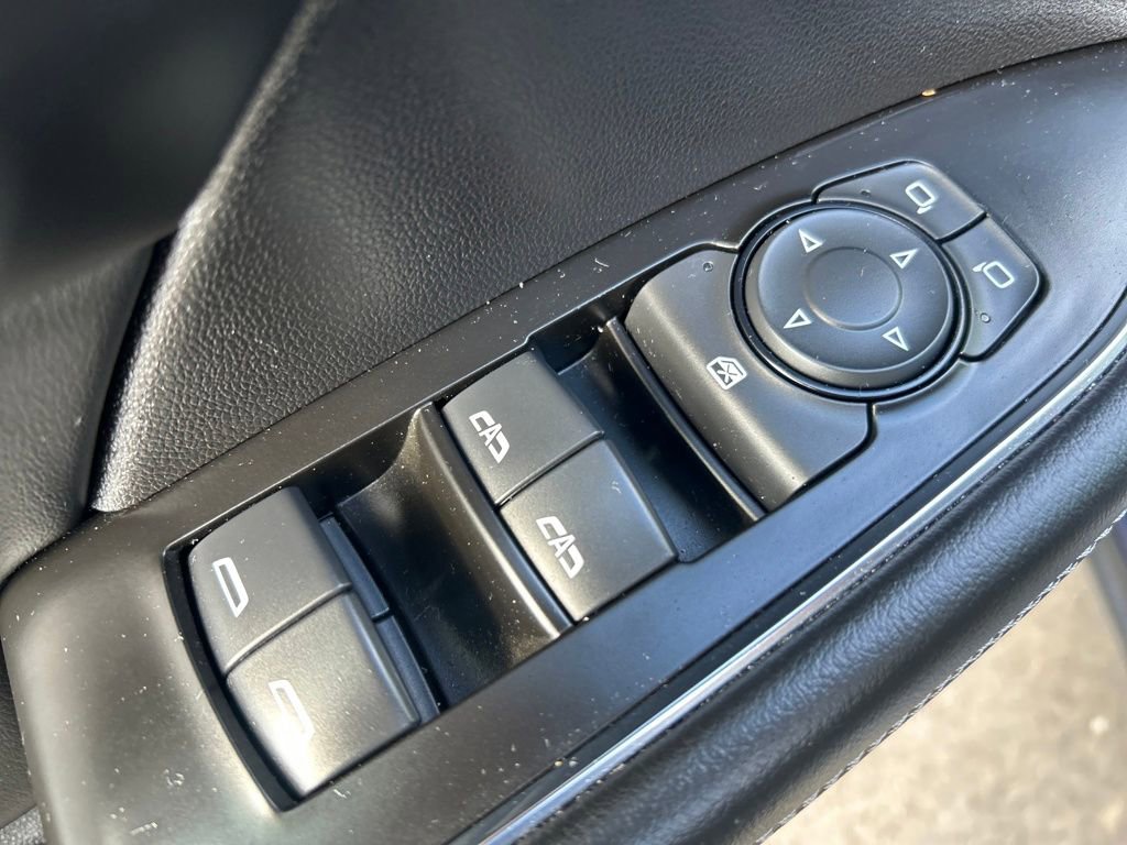 Used 2023 Buick Envision Essence AWD/4WD image 20