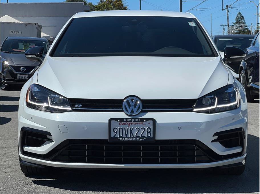Used 2018 Volkswagen Golf R 4-Door AWD/4WD image 2