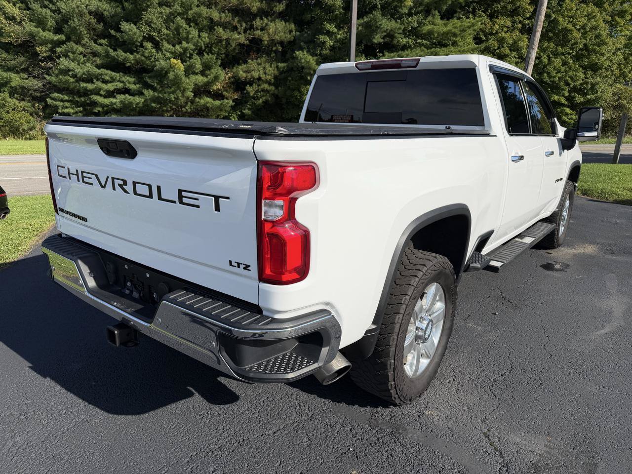 Used 2020 Chevrolet Silverado 2500 LTZ w/ LTZ Plus Package AWD/4WD image 5