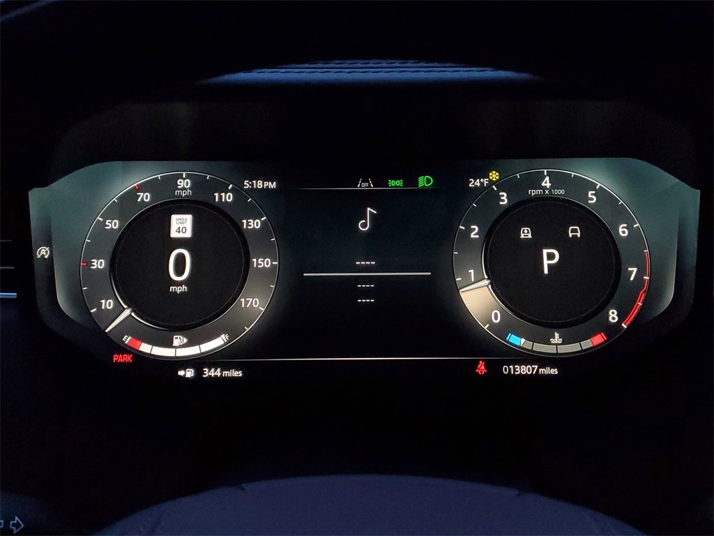 Used 2025 Land Rover Range Rover Autobiography image 13