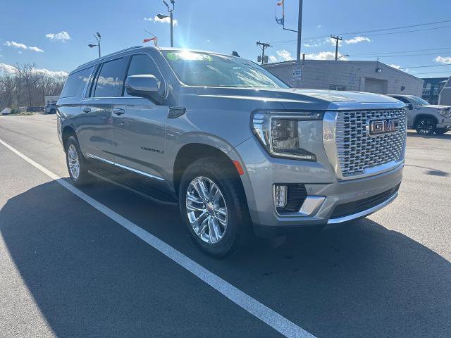 Used 2023 GMC Yukon XL Denali w/ LPO, Floor Liner Package image 6