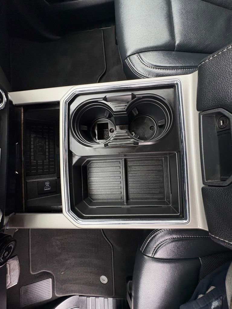 Certified 2022 Ford F350 Lariat w/ Lariat Ultimate Package image 14