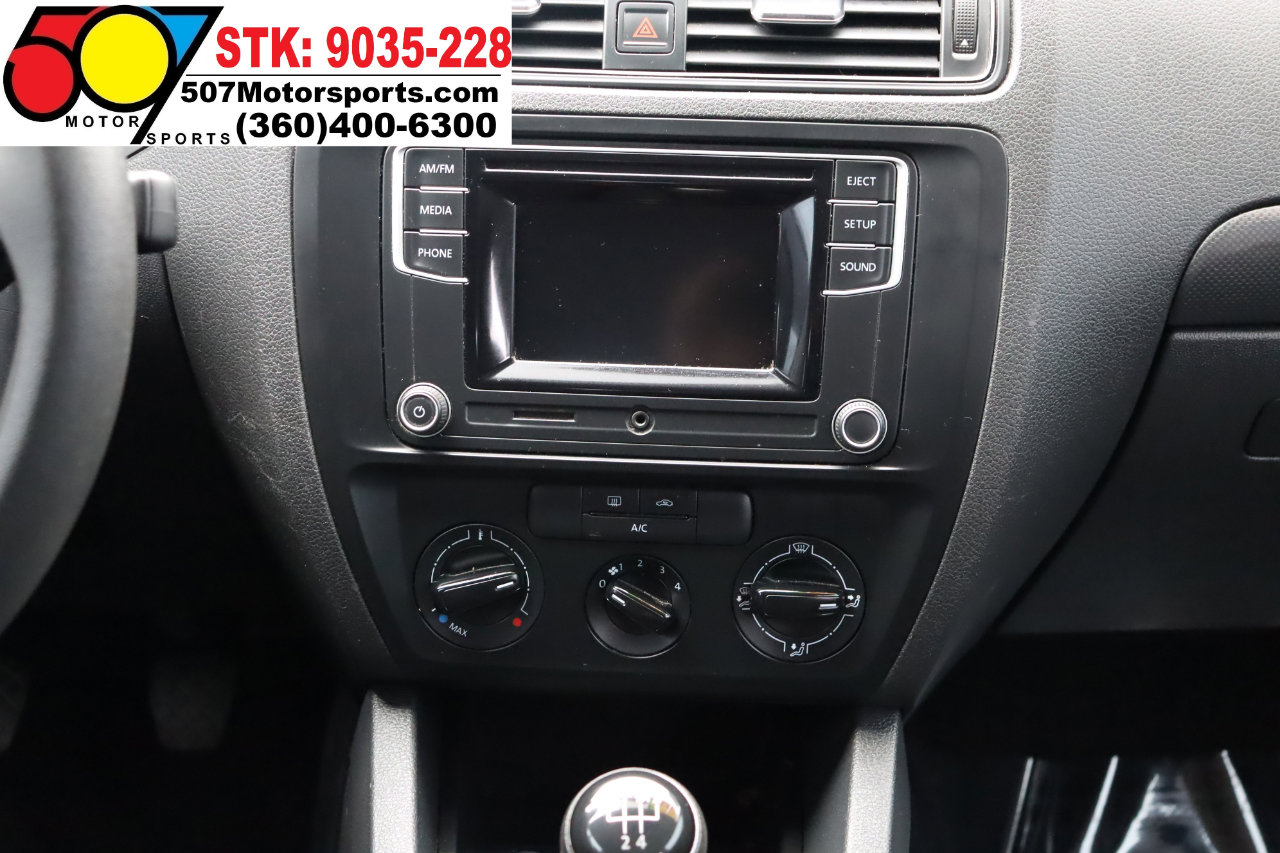 Used 2016 Volkswagen Jetta S image 15