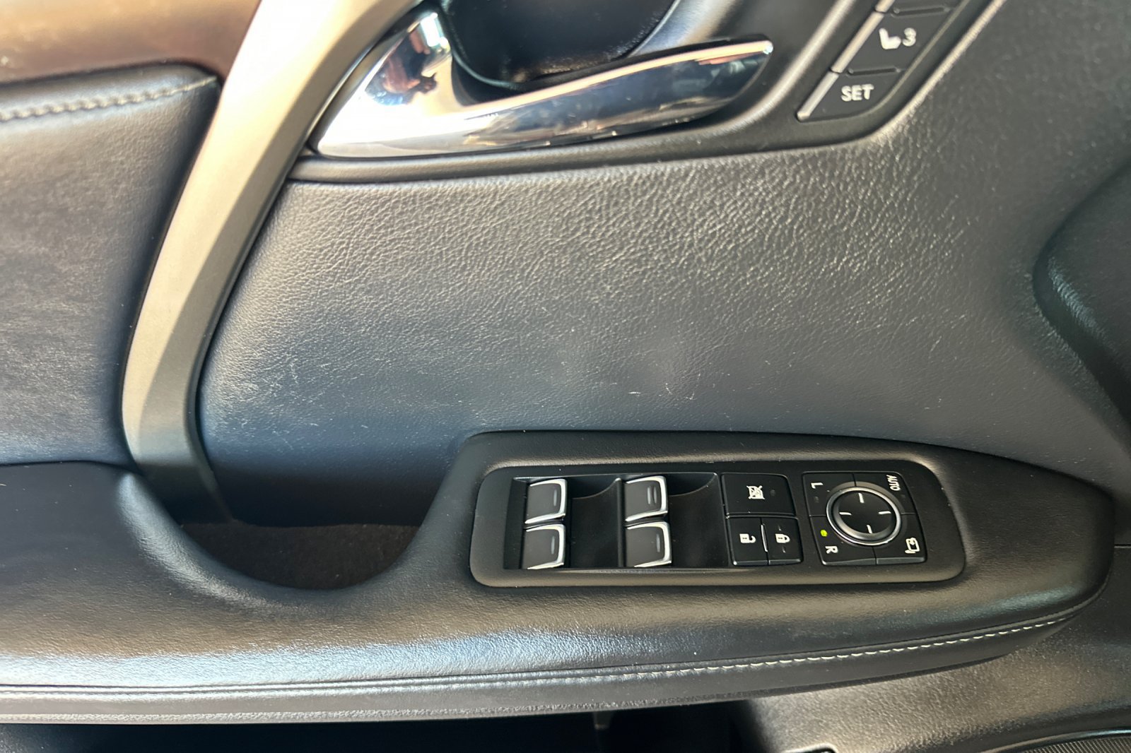 Certified 2021 Lexus RX 450h AWD w/ Premium Package image 8