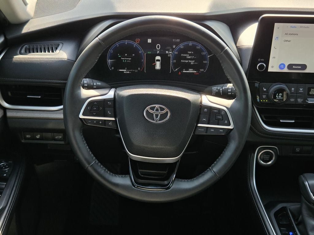 Used 2024 Toyota Grand Highlander FWD image 16