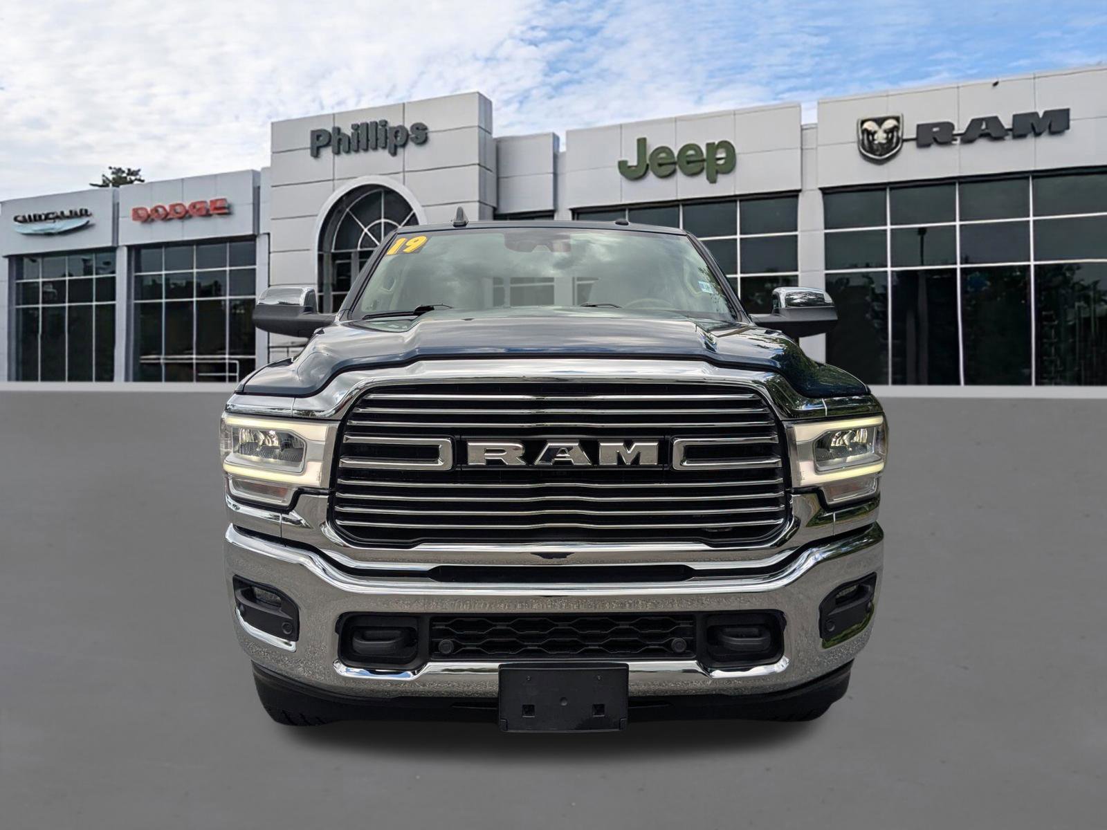 Used 2019 RAM 2500 Laramie AWD/4WD image 8