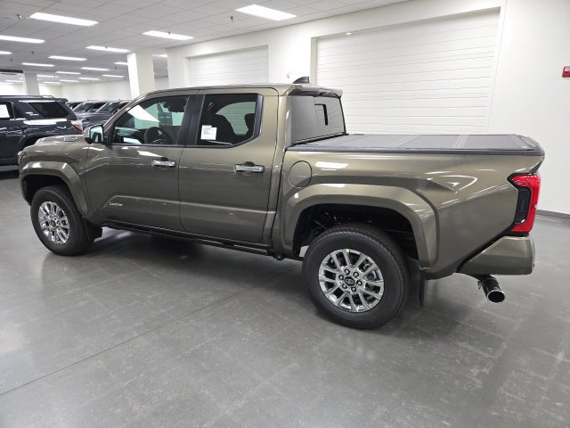New 2026 Toyota Tacoma Limited AWD/4WD image 3