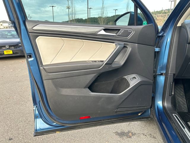 Used 2019 Volkswagen Tiguan SEL Premium image 20