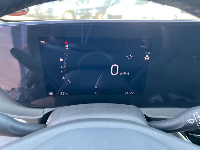 Certified 2025 Buick Envista Avenir FWD image 17