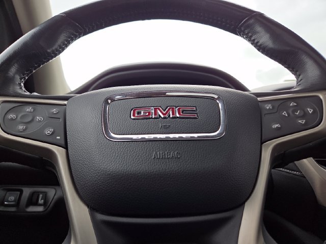 Used 2019 GMC Acadia Denali w/ Technology Package AWD/4WD image 30