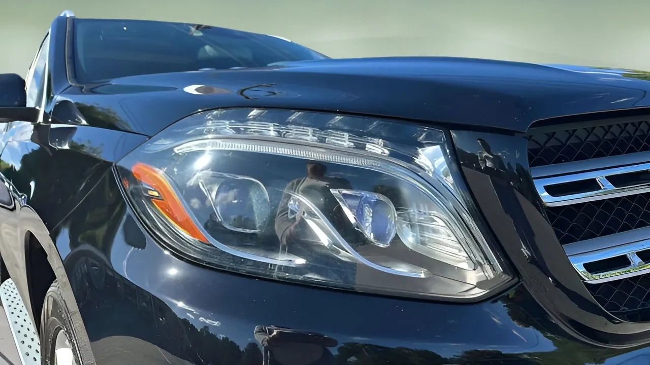 Used 2017 Mercedes-Benz GLS 450 4MATIC image 18