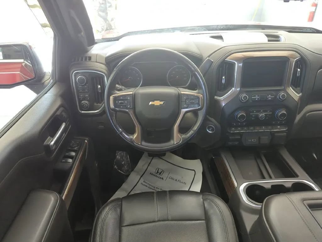 Used 2019 Chevrolet Silverado 1500 High Country w/ Technology Package AWD/4WD image 22