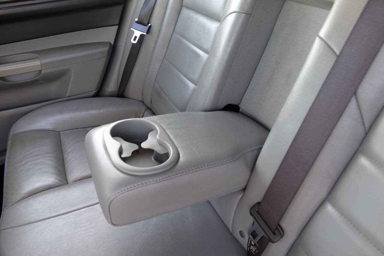 Used 2006 Dodge Magnum R/T w/ Convenience Group II RWD image 60