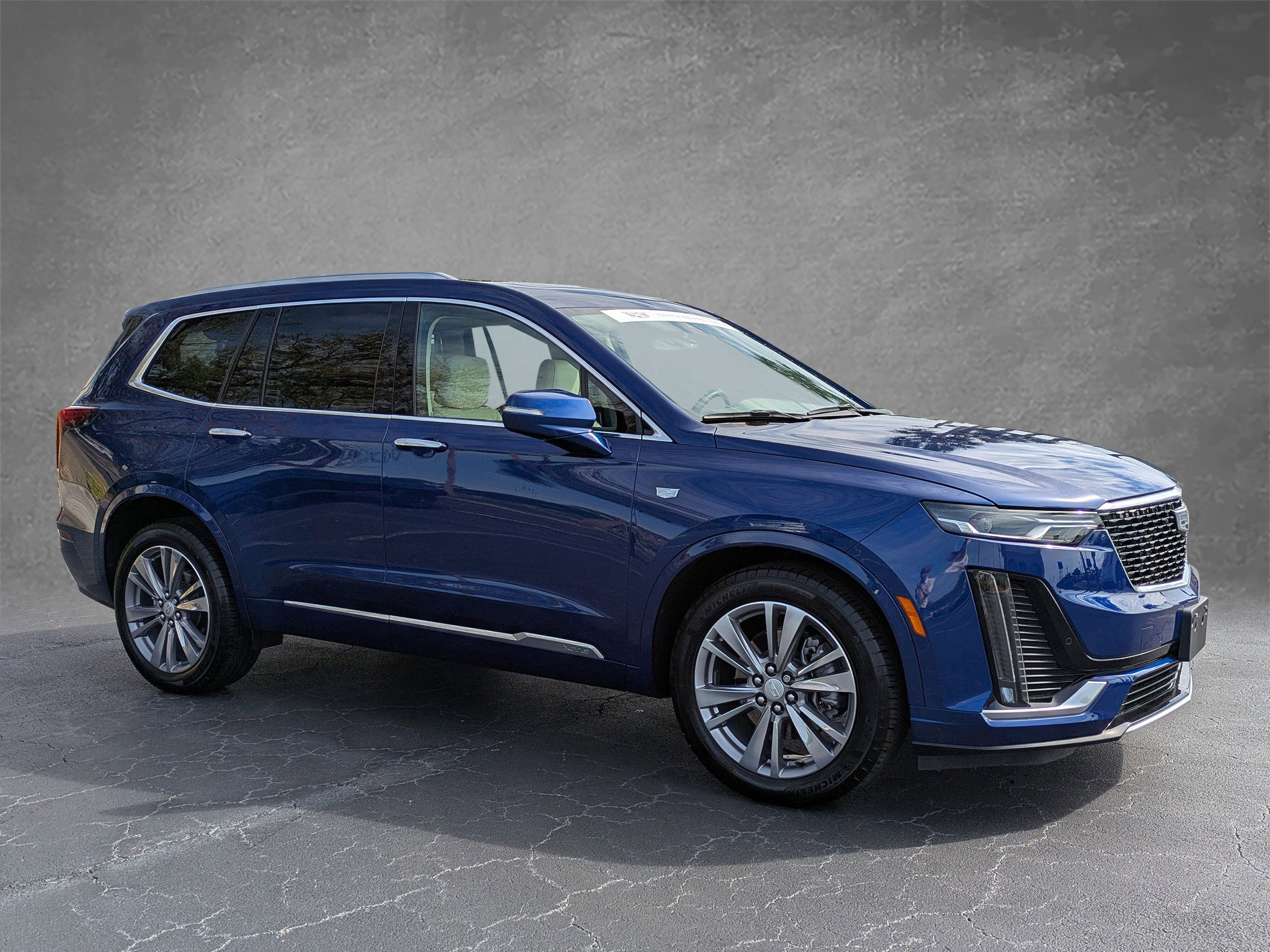 Certified 2024 Cadillac XT6 Premium Luxury image 7