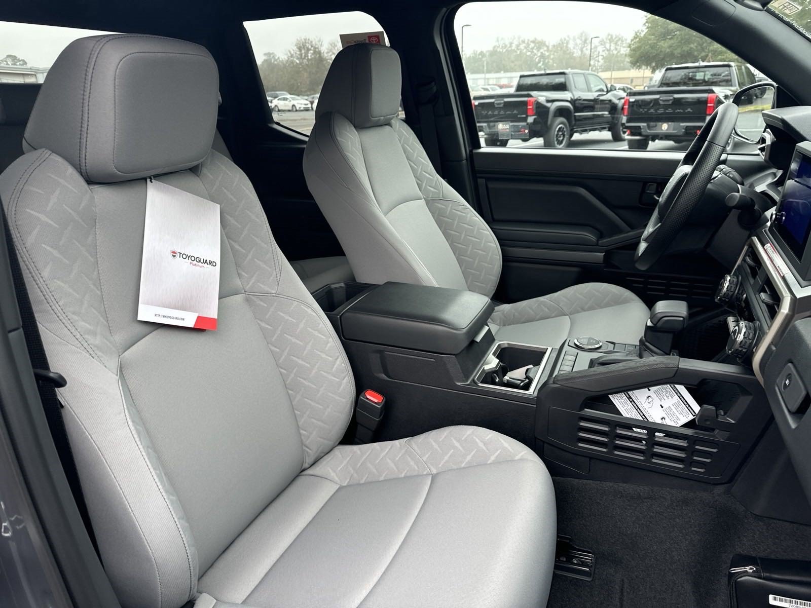 New 2024 Toyota Tacoma SR5 RWD image 31