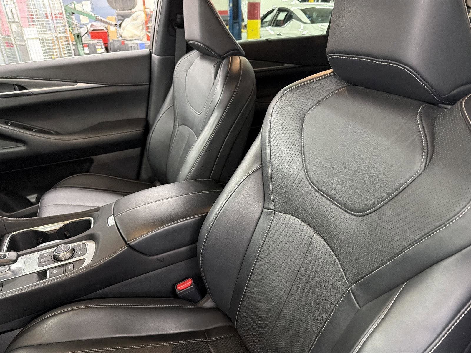 Used 2022 INFINITI QX60 Luxe w/ Cargo Package AWD/4WD image 9