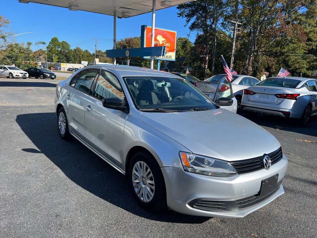 Used 2014 Volkswagen Jetta S FWD image 3