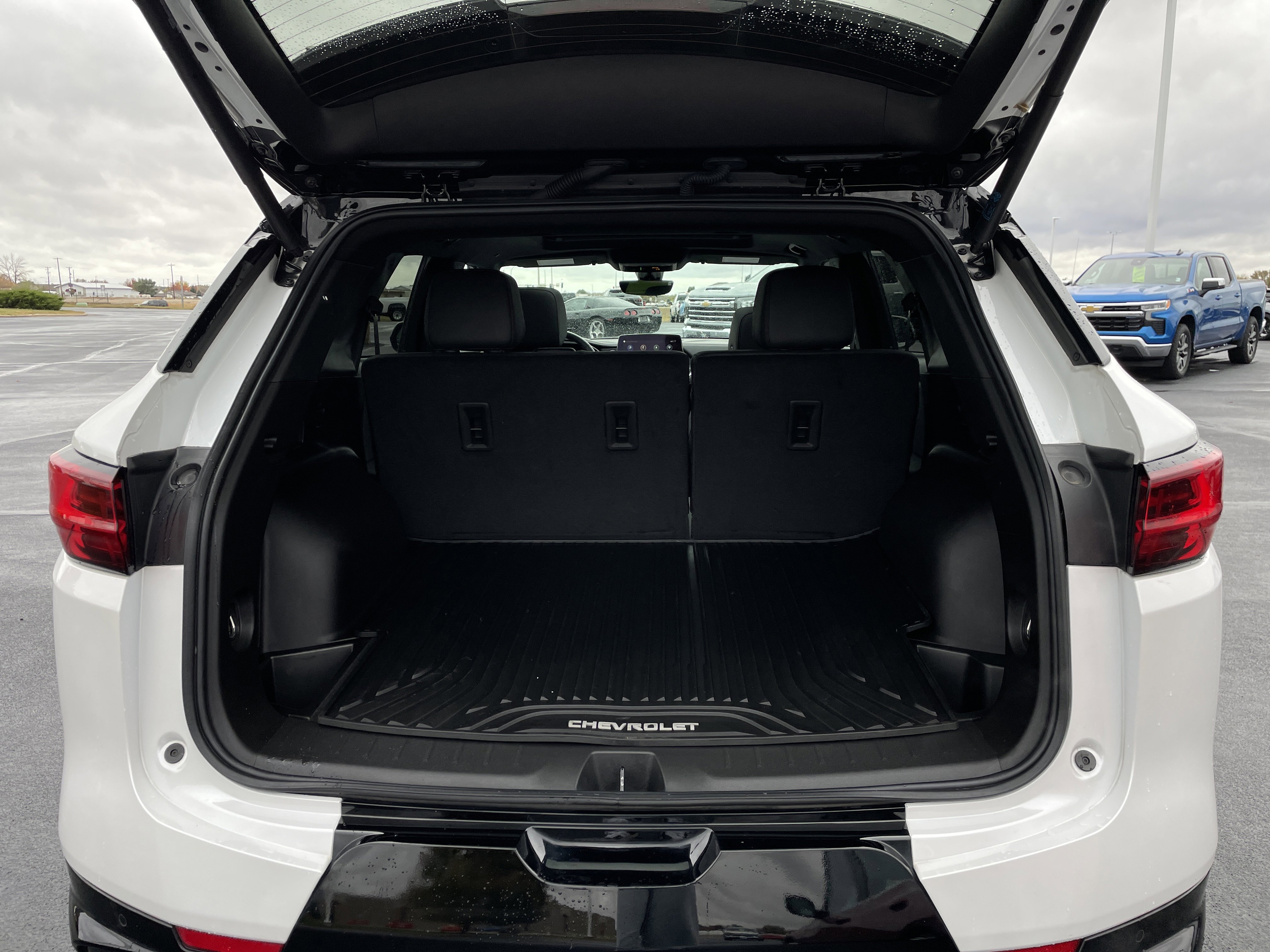 Certified 2024 Chevrolet Blazer RS w/ Driver Confidence II Package image 24