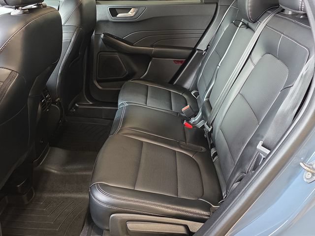 Used 2023 Ford Escape Platinum AWD/4WD image 20